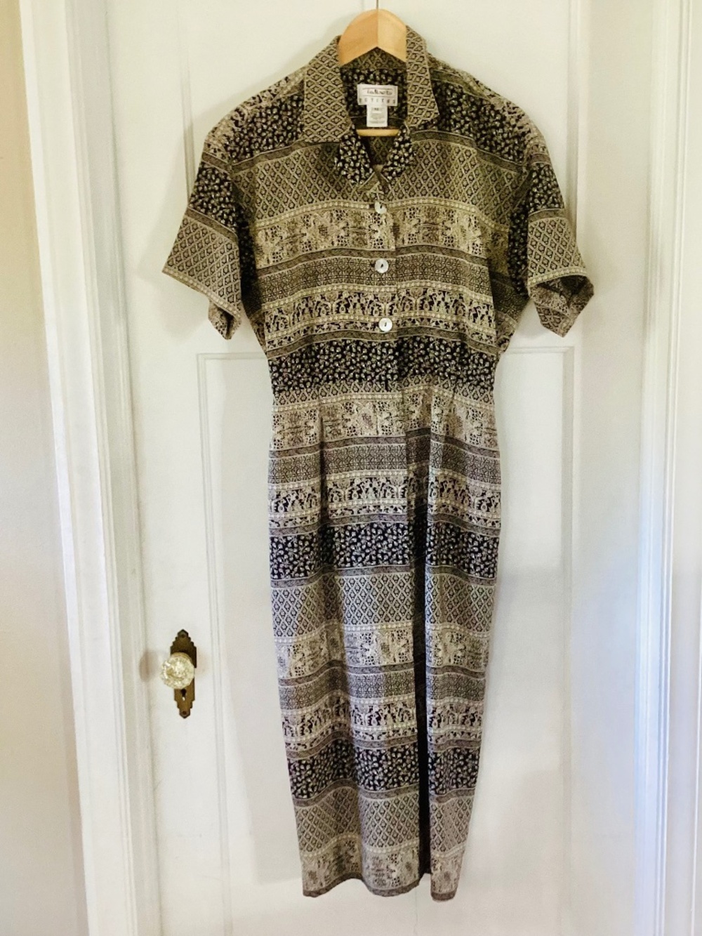 Vtg Talbots Petites short-sleeve midi shirt dress Women’s 10 Black Cream Print.